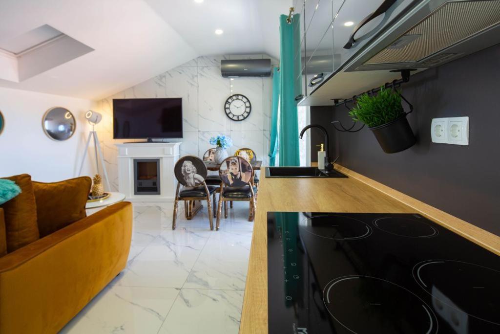 Hrpina Heritage House Guest house *